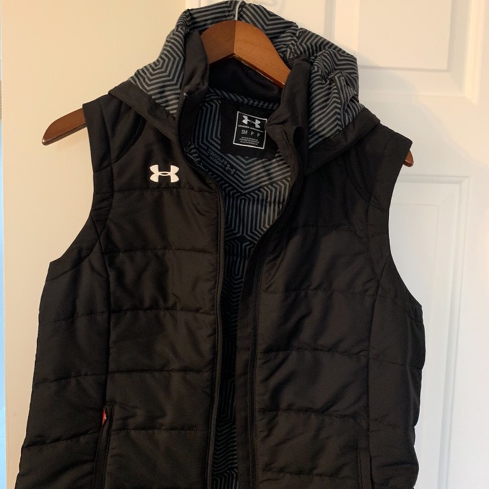 UNDER ARMOUR VEST